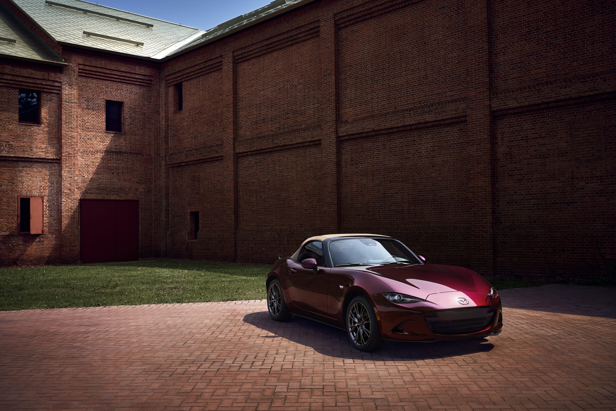 Mazda MX-5 35th Anniversary Edition takes center stage at Sports Cars for a Cause